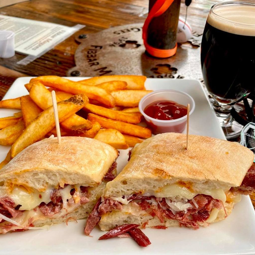 Fibbar MaGee’s Irish Pub